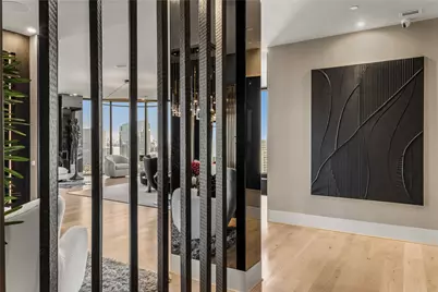 1409 Post Oak Boulevard #2301, Houston, TX 77056 - Photo 3