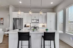 5702 Rucio Ln, Houston, TX 77092 - Photo 9