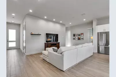 5702 Rucio Lane, Houston, TX 77092 - Photo 5