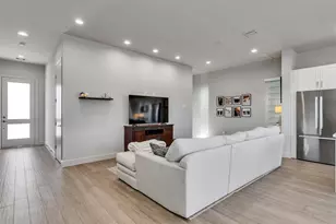 5702 Rucio Ln, Houston, TX 77092 - Photo 5