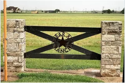 0000 Apache Trail, Angleton, TX 77515 - Photo 3