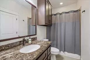 1425 W 23rd St, Houston, TX 77008 - Photo 7