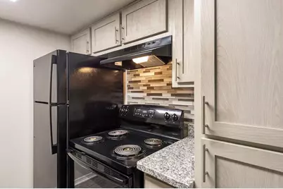 15603 Gulf Freeway #2811, Houston, TX 77598 - Photo 5