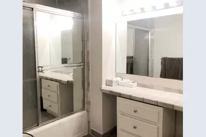 2202 W Main Street, Houston, TX 77098 - Photo 13