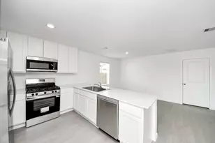 14664 S Ascot Bnd Cir, Conroe, TX 77306 - Photo 21