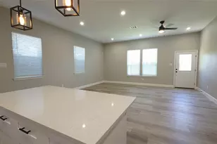 765 Enterprise St, Houston, TX 77088 - Photo 5
