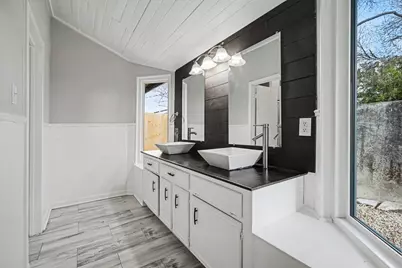 16607 Neumann Drive, Houston, TX 77058 - Photo 15