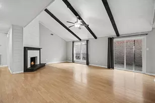 16607 Neumann Dr, Houston, TX 77058 - Photo 5