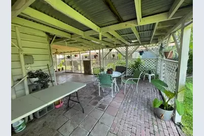 8409 Montridge Drive, Houston, TX 77055 - Photo 21