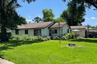 8409 Montridge Dr, Houston, TX 77055 - Photo 3