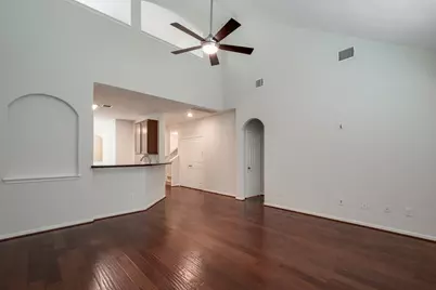 10019 Lynnwood Drive, Baytown, TX 77521 - Photo 15