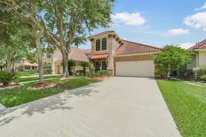 82 Cherry Hills Drive, Jersey Village, TX 77064 - Photo 3