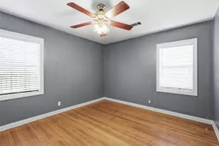 2110 7th St, Port Neches, TX 77651 - Photo 15