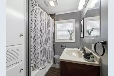 2110 7th Street, Port Neches, TX 77651 - Photo 17