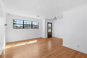 2110 7th St, Port Neches, TX 77651 - Photo 7