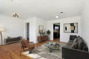 2110 7th St, Port Neches, TX 77651 - Photo 5