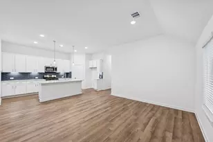 973 Garden Path Dr, Willis, TX 77378 - Photo 23