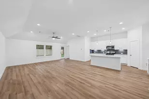 973 Garden Path Dr, Willis, TX 77378 - Photo 3