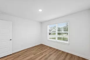 973 Garden Path Dr, Willis, TX 77378 - Photo 13