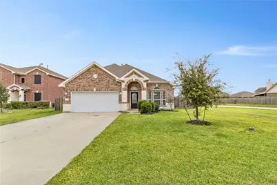 131 San Jacinto Drive, Baytown, TX 77523 - Photo 1