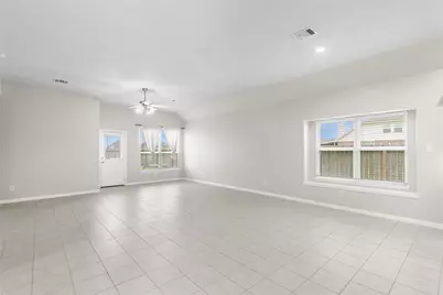 131 San Jacinto Drive, Baytown, TX 77523 - Photo 15