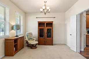 1668 Maggie Trail Dr, Alvin, TX 77511 - Photo 5