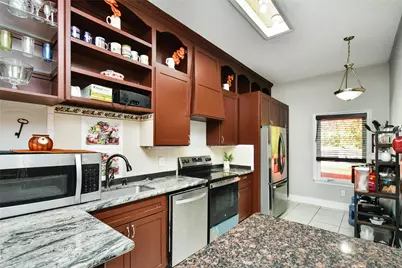 4819 Sherri Lane, Crosby, TX 77532 - Photo 11