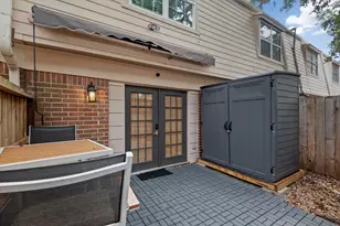 5217 Arboles Dr, Houston, TX 77035 - Photo 23
