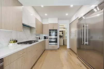 7528 Chevy Chase Drive, Houston, TX 77063 - Photo 15
