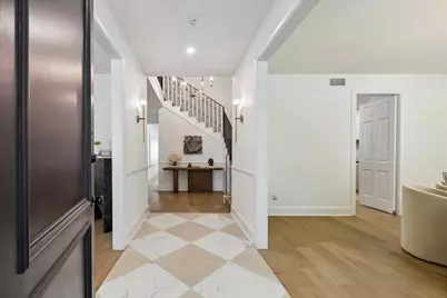 7528 Chevy Chase Drive, Houston, TX 77063 - Photo 3