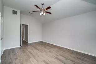 16218 Hilton Head Ln, Cypress, TX 77429 - Photo 19