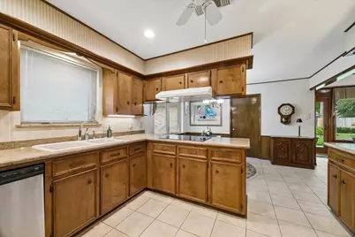 1926 Twin Springs, Kingwood, TX 77339 - Photo 11