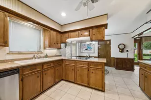 1926 Twin Springs, Kingwood, TX 77339 - Photo 11