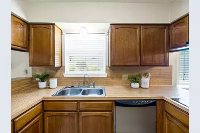 6230 Sunnygate Drive, Spring, TX 77373 - Photo 13