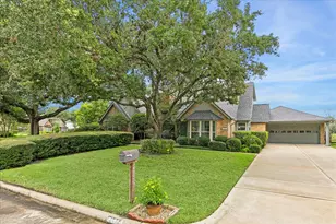 2130 Masters Ln, Missouri City, TX 77459 - Photo 1
