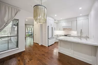 11711 Memorial Drive #47, Houston, TX 77024 - Photo 3