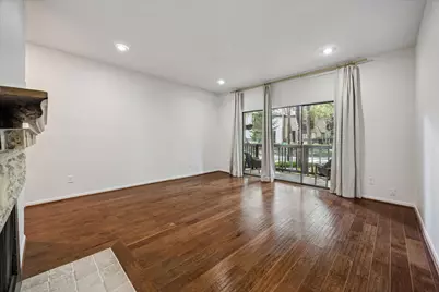11711 Memorial Drive #47, Houston, TX 77024 - Photo 15
