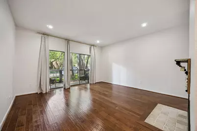 11711 Memorial Drive #47, Houston, TX 77024 - Photo 13