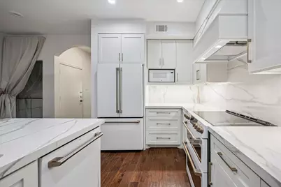 11711 Memorial Drive #47, Houston, TX 77024 - Photo 1
