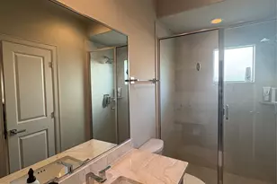 5313 Petty St, Houston, TX 77007 - Photo 7