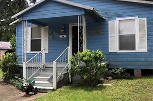 409 7th St, Huntsville, TX 77320 - Photo 1