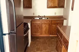 409 7th St, Huntsville, TX 77320 - Photo 7