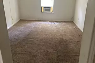 409 7th St, Huntsville, TX 77320 - Photo 13