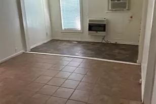 409 7th St, Huntsville, TX 77320 - Photo 15