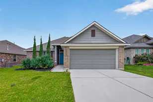 14370 S Summerchase Cir, Willis, TX 77318 - Photo 1