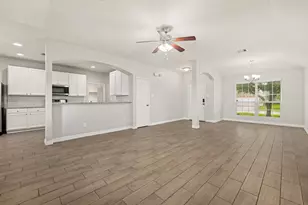 3010 Lockeridge Village Dr, Spring, TX 77386 - Photo 11