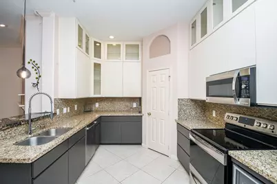 2710 Grants Lake Boulevard #K4, Sugar Land, TX 77479 - Photo 11