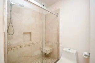 2710 Grants Lake Blvd, Sugar Land, TX 77479 - Photo 17