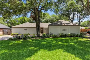 1626 Lake Bluff Dr, El Lago, TX 77586 - Photo 5