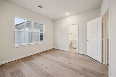 3075 Hicks Street, Houston, TX 77007 - Photo 9